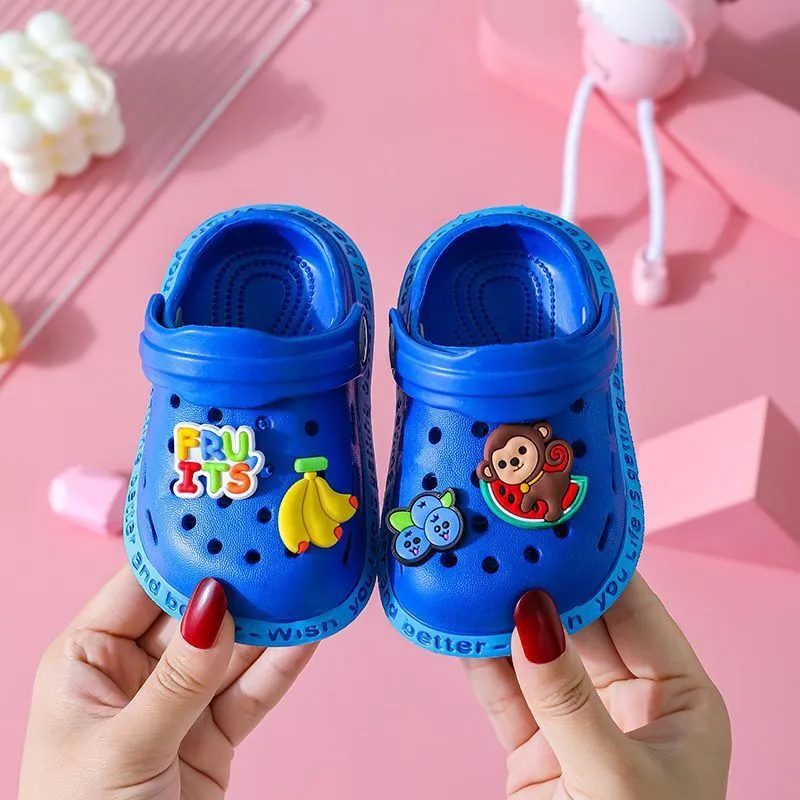 Kids cartoon cave hole sandals in pink, EVA upper, size 18-35 inner length 12cm-20.5cm