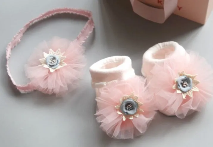 Baby headband socks set in beige regenerated cellulose fibre with medium tube socks and boneless sewing headband