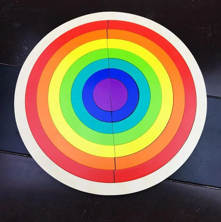 12-piece wooden building blocks in rainbow and arch shapes, New Zealand pine with light lacquer finish