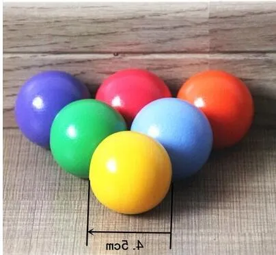 12-piece wooden building blocks in rainbow and arch shapes, New Zealand pine with light lacquer finish