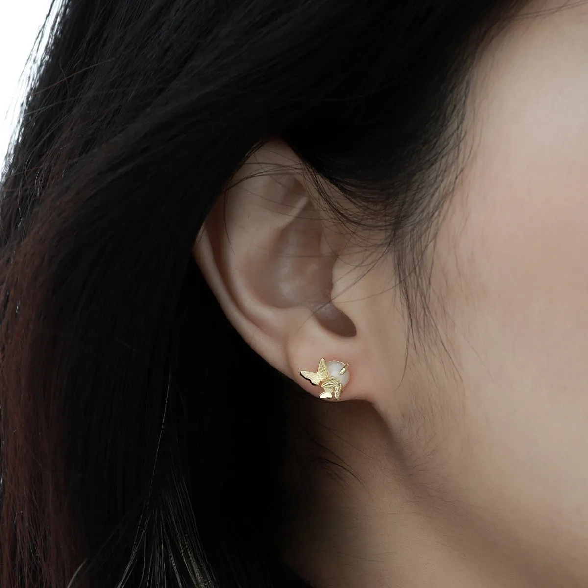 Butterfly design ear studs in 925 silver with electroplated gold or white gold finish