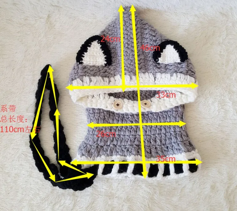 Hand-knitted acrylic children's hat with earmuff cape in gray and orange, 45-55cm size