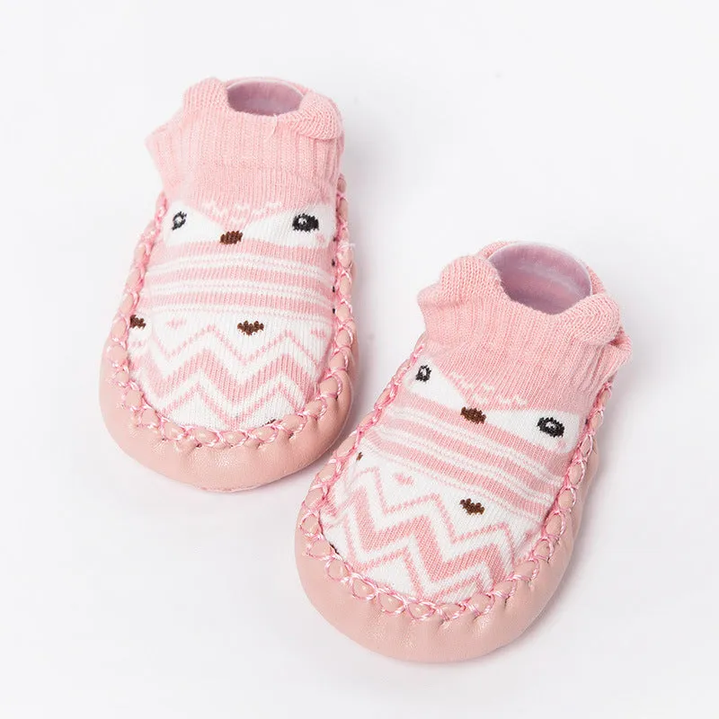 Set of cartoon baby non-slip floor socks in combed cotton with colour options including pink, blue, and grey