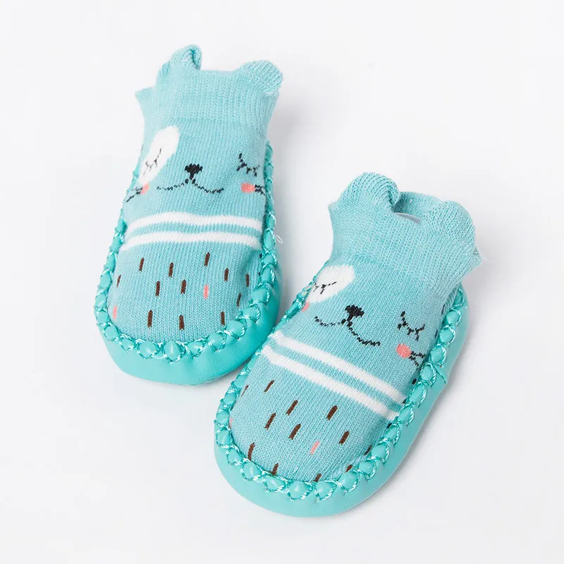 Set of cartoon baby non-slip floor socks in combed cotton with colour options including pink, blue, and grey