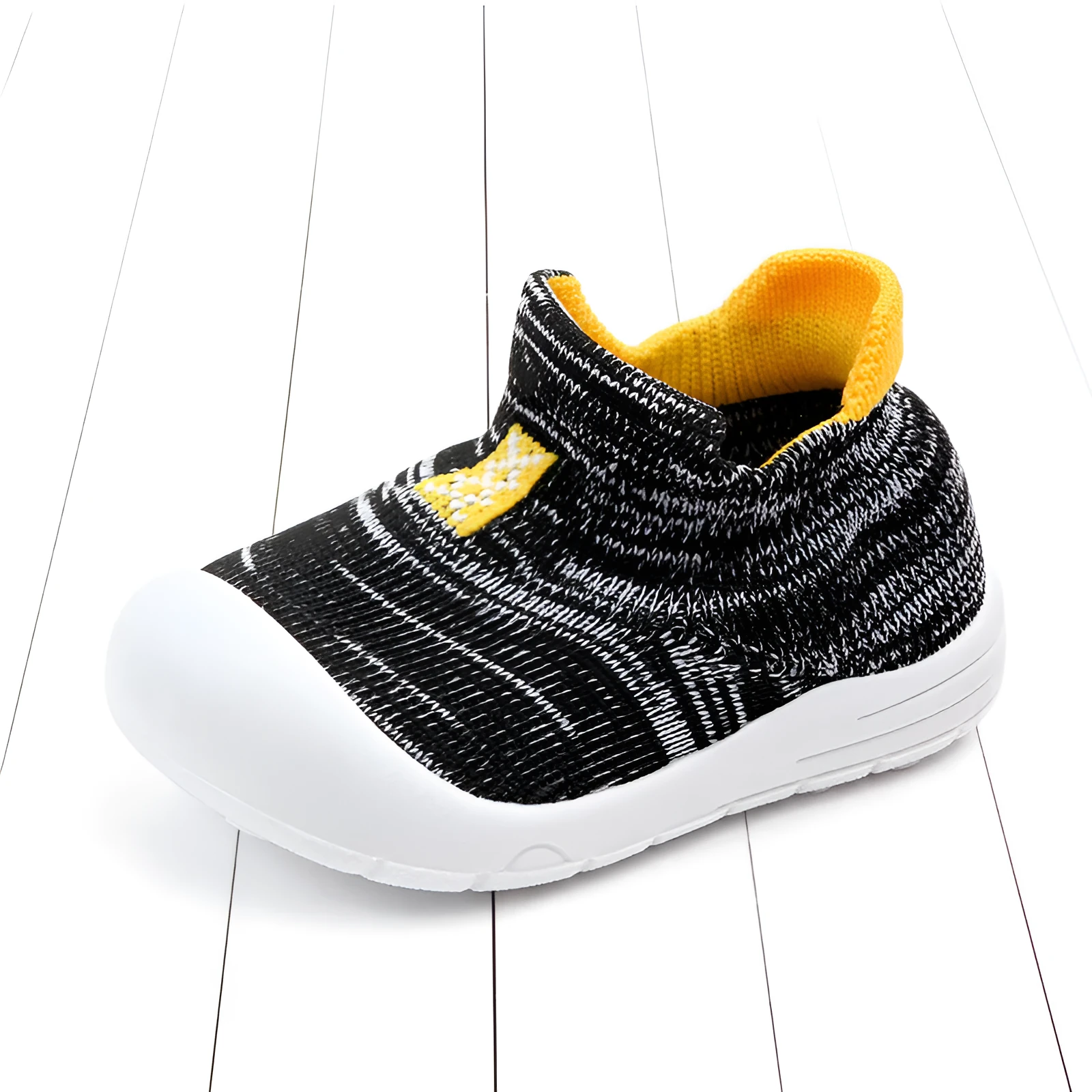 Spring children's soft sole walking shoes non-slip breathable low top in black blue red sizes 15-19