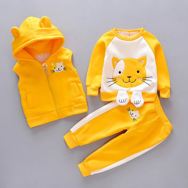 Children's thick three-piece cotton suit in bear blue with top, trousers and extra piece for toddlers aged 0-4 years