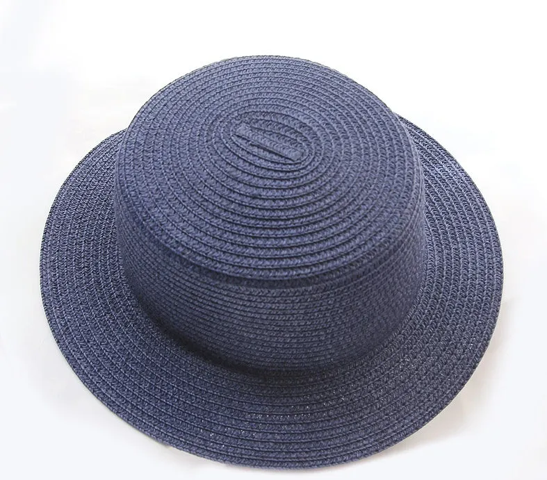 Lightweight foldable straw sun hat with wide brim, flat top, monochrome colour, for adults and children outdoor use