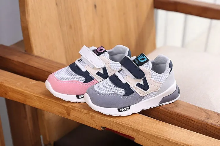 Girls running shoes with breathable mesh upper and TPR sole in grey colour