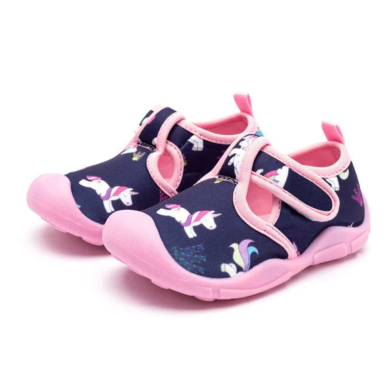 Casual breathable boys beach shoes with woven cloth upper and Velcro fastening in blue and yellow