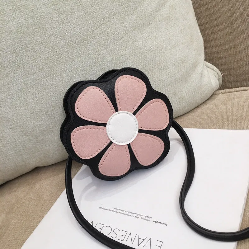 Princess Fashion Flower cute baby accessories shoulder bag in pink, small PU leather with six-petal flower design and zipper closure