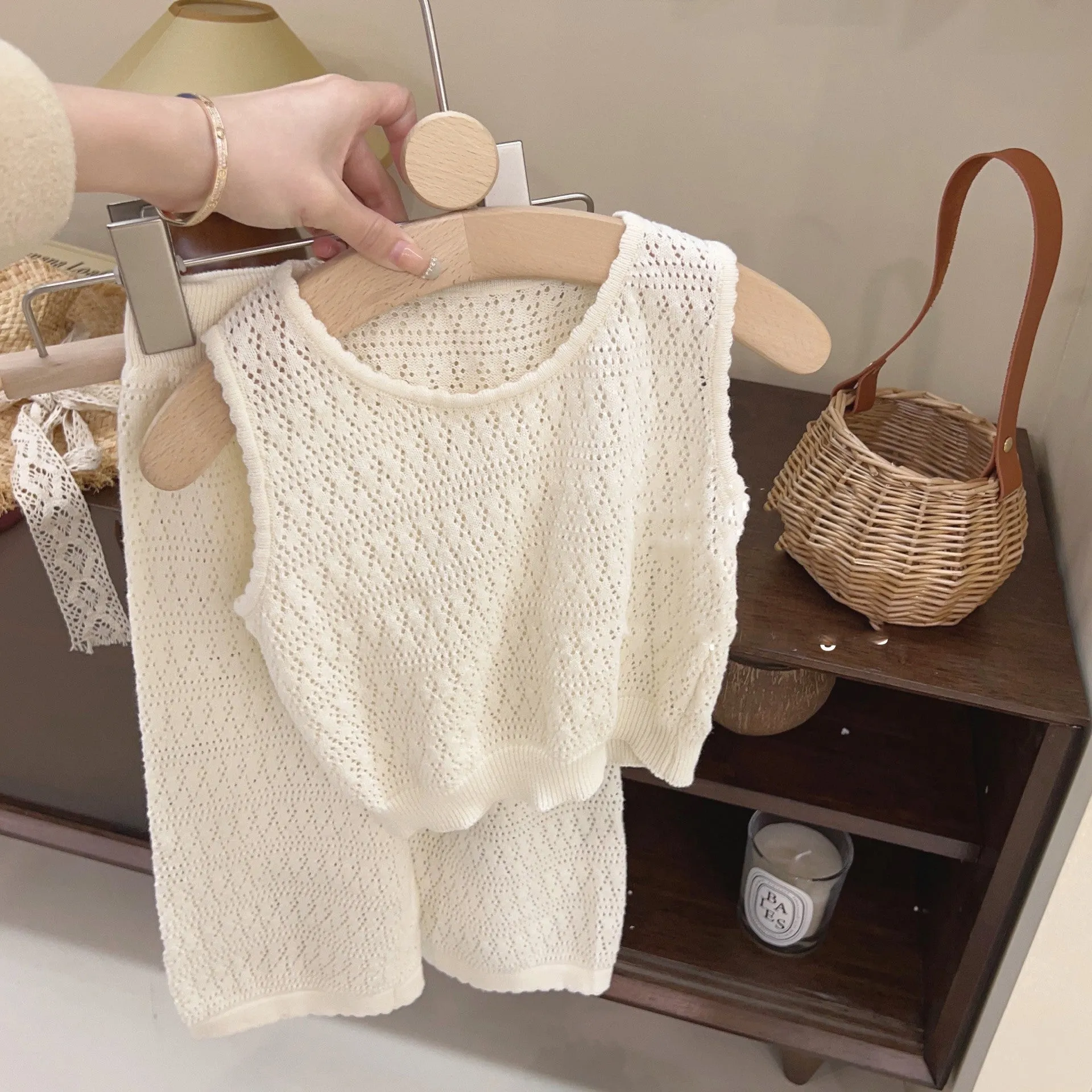 Hollow strap cotton children's vest in beige with floral pattern, pullover style for girls