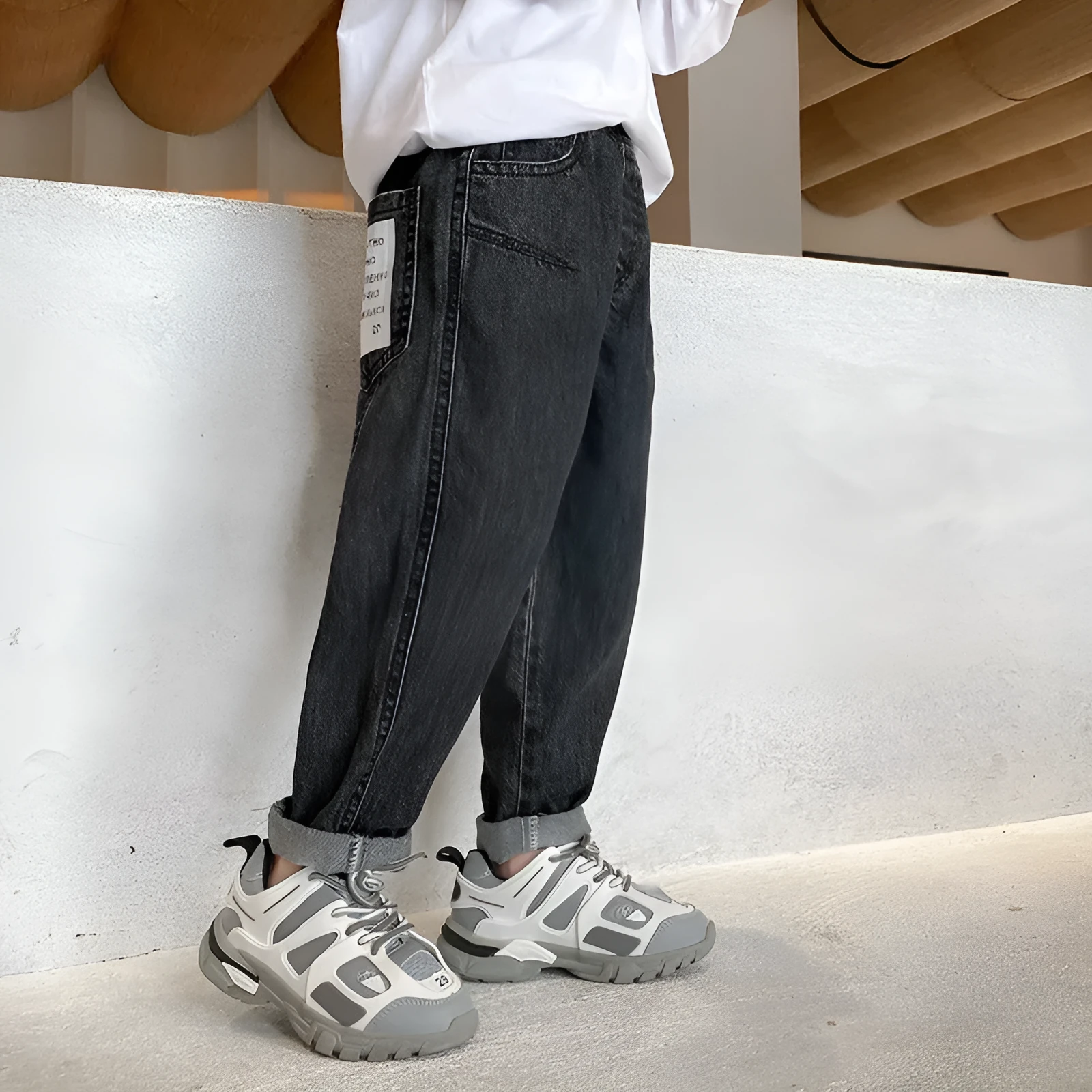 Boys' Korean-style cotton spandex jeans in black and blue for spring autumn, sizes 110cm to 160cm