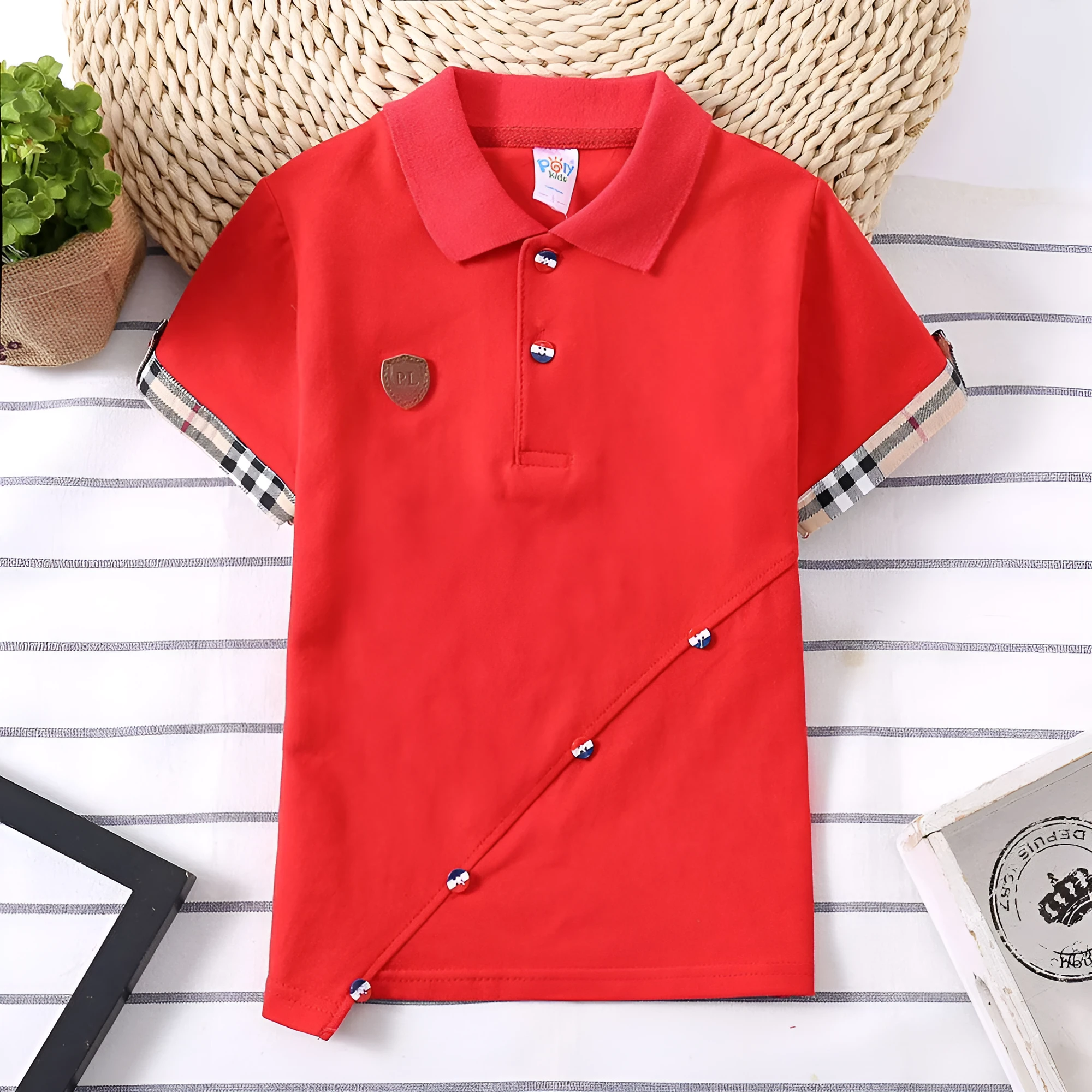 Boys' solid colour cotton t-shirt in red, navy blue, grey, and white sizes 90-130cm