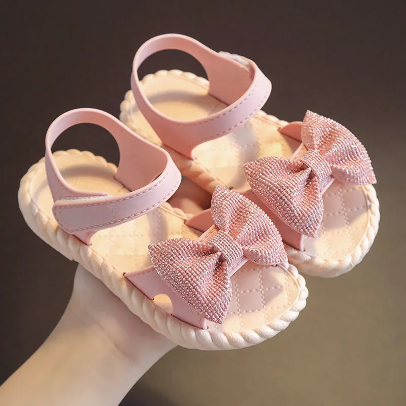 Girls princess open-toed beach sandals with Velcro fastening in pink colour