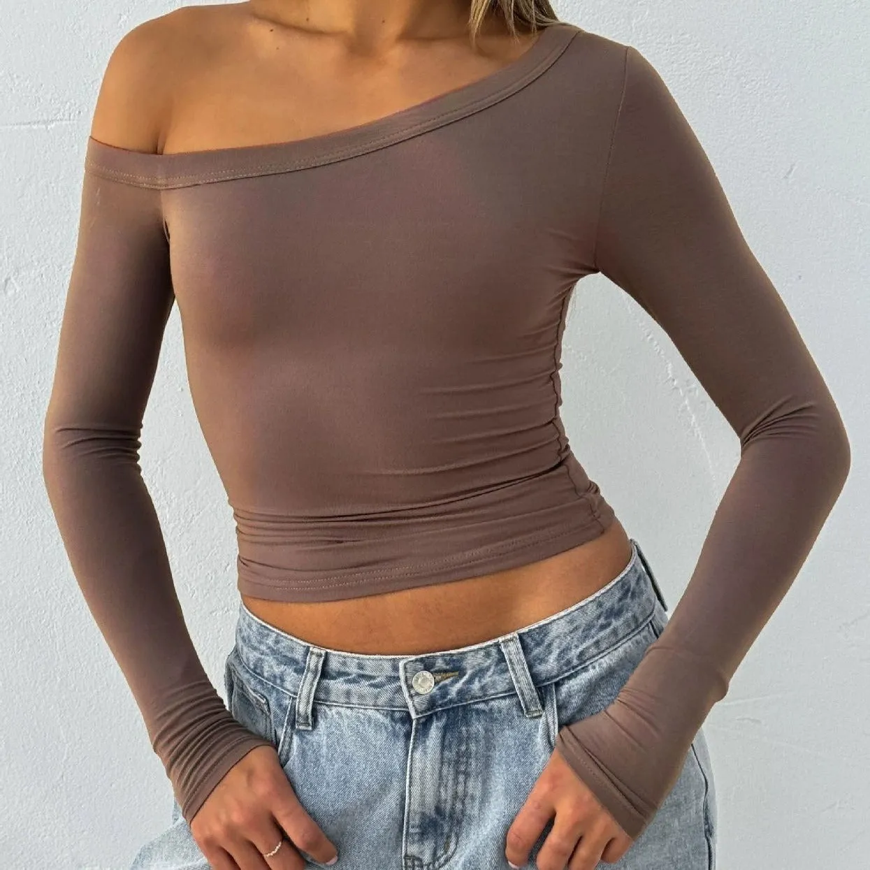 Women's slim fit knitted cardigan with cross shoulder straps in viscose blend fabric