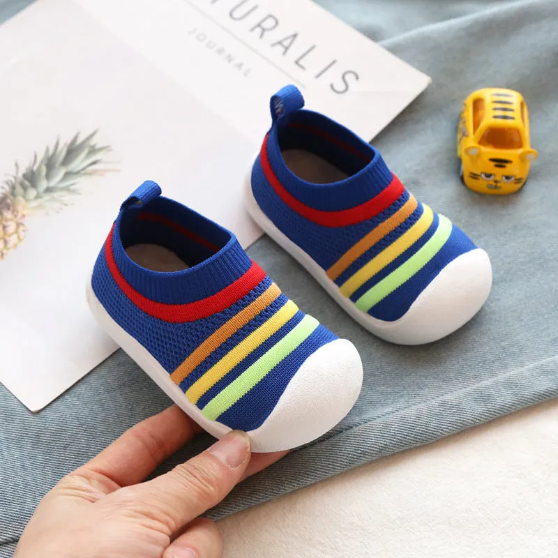 Children's flying knit sock shoes in blue with lace detailing and low-top design