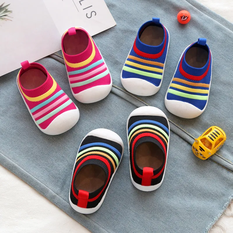 Children's flying knit sock shoes in blue with lace detailing and low-top design