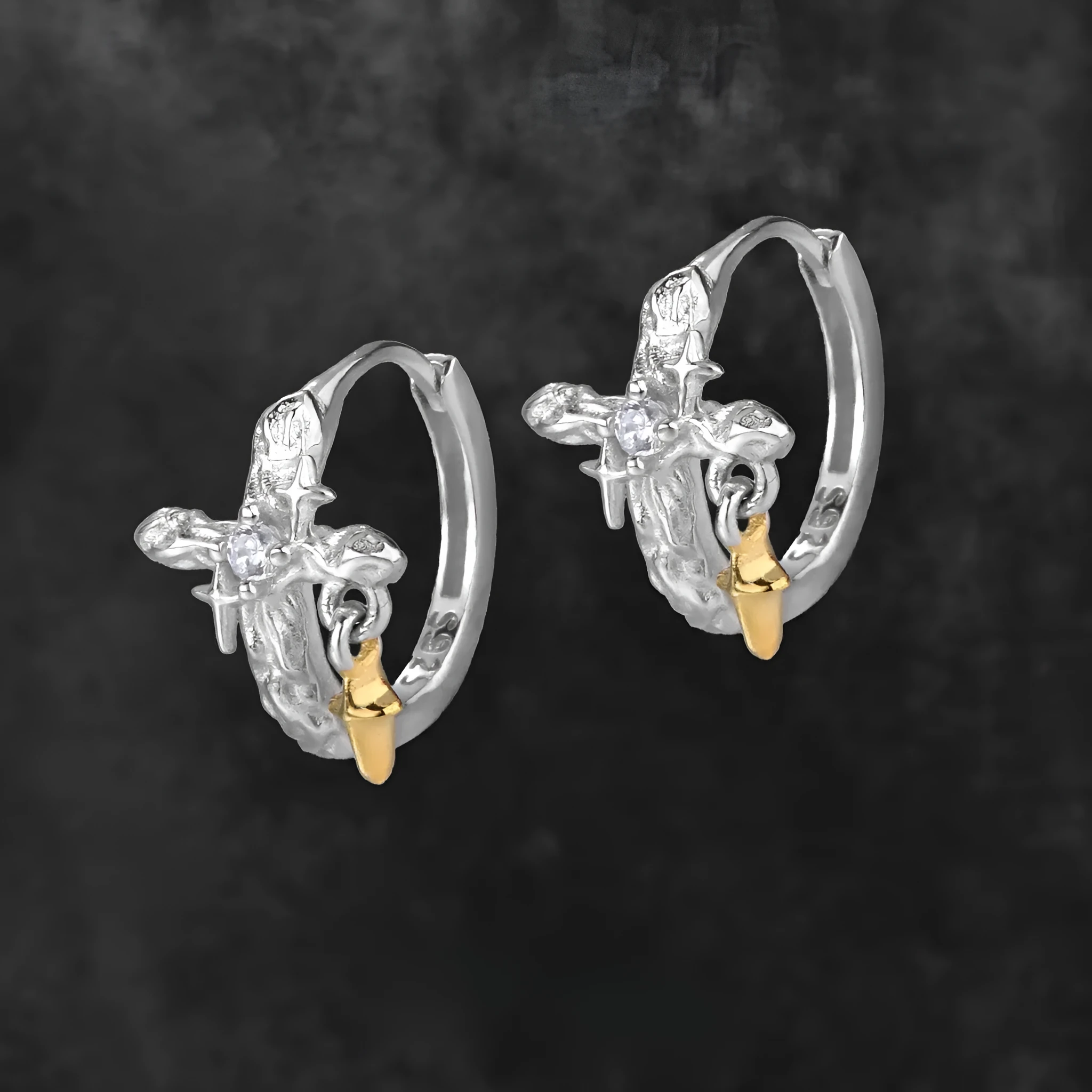 Geometric cross earrings in 925 silver with white gold colour electroplating finish