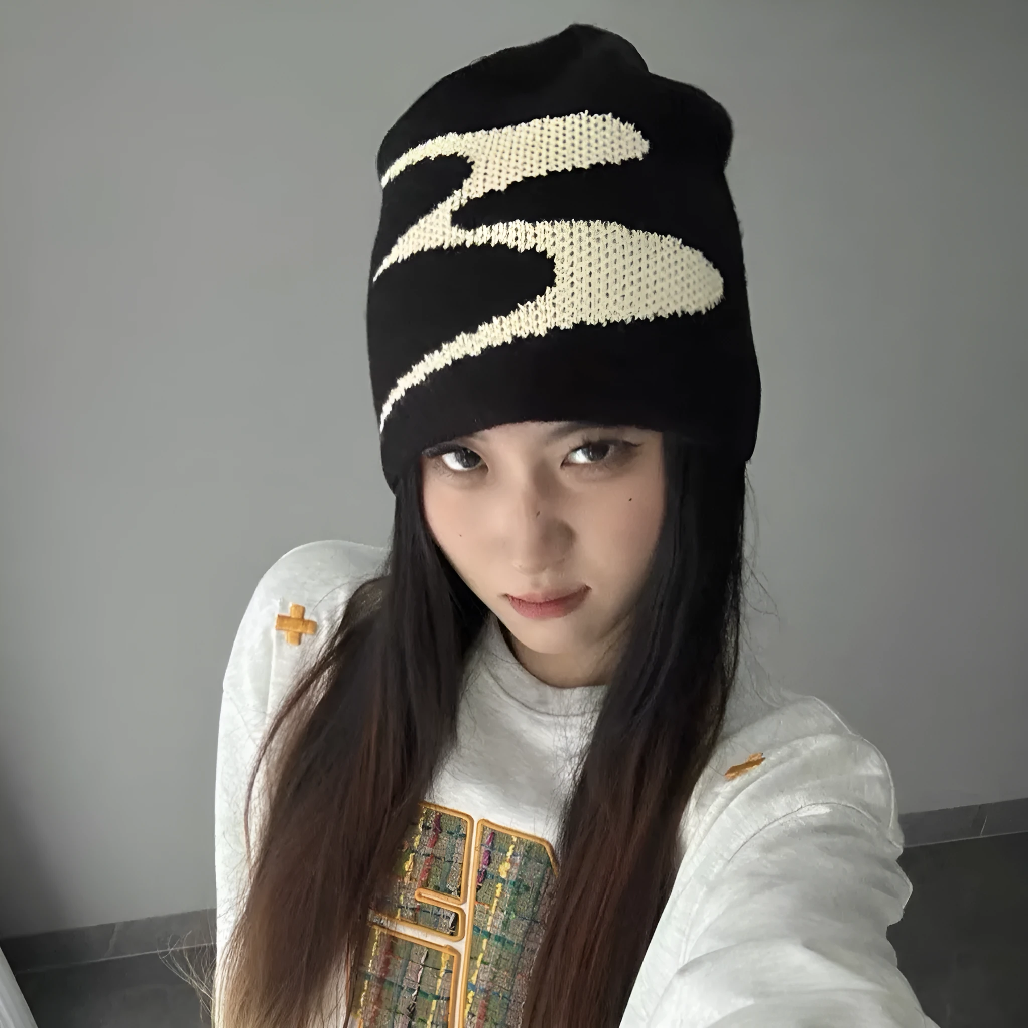 Acrylic knitted beanie hat in black, grey, or white for men and women with 56-58cm size