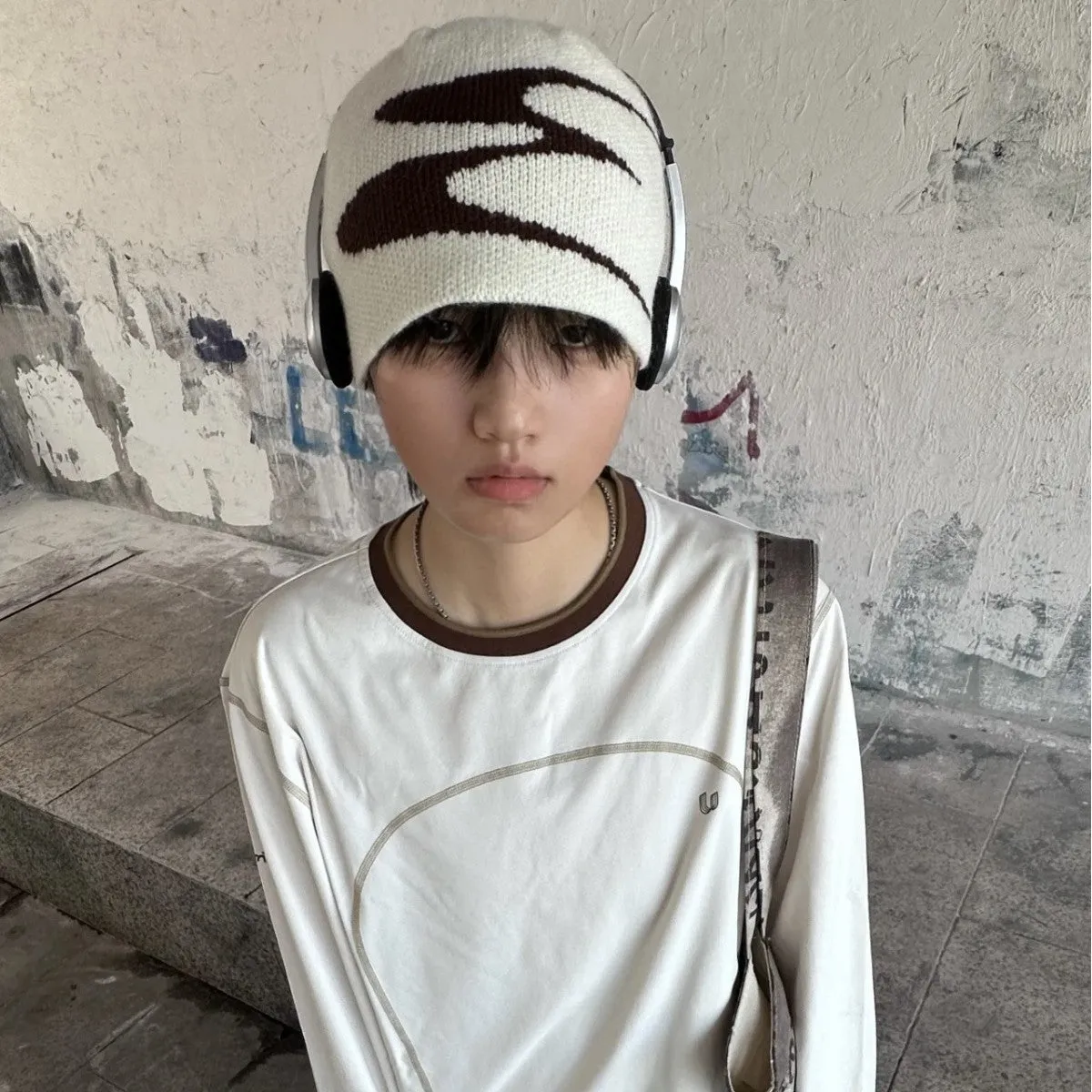Acrylic knitted beanie hat in black, grey, or white for men and women with 56-58cm size