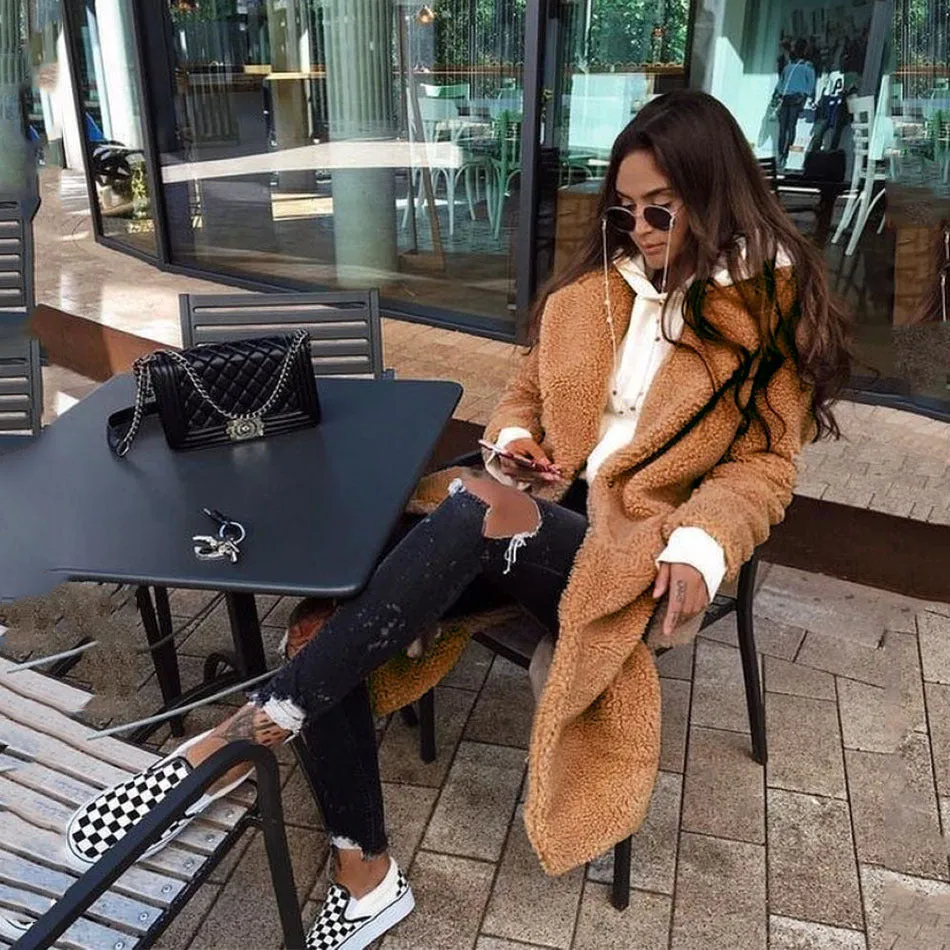 Women's double-sided lapel polyester coat in solid colour, long sleeves, medium length 65cm, loose fit, with two front pockets