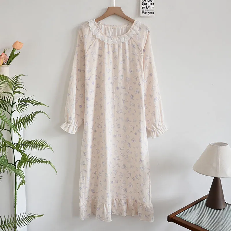 Long sleeve nightdress in thin loose soft fabric with gentleman cat pattern