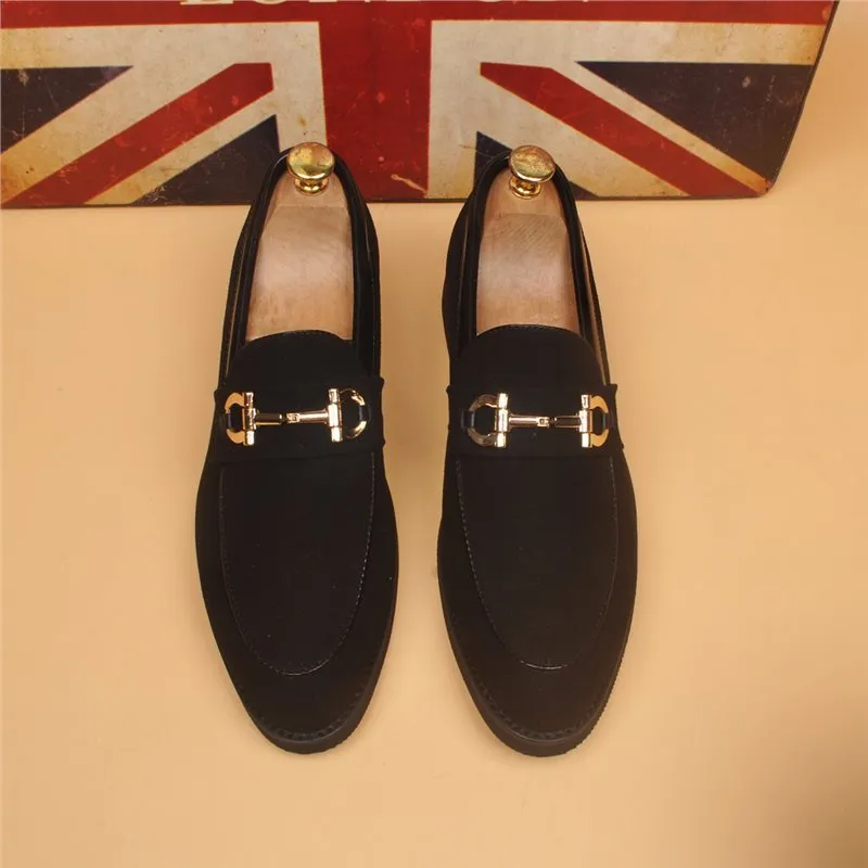 Men's black pointed toe casual leather shoes with low-top design and lace-up closure