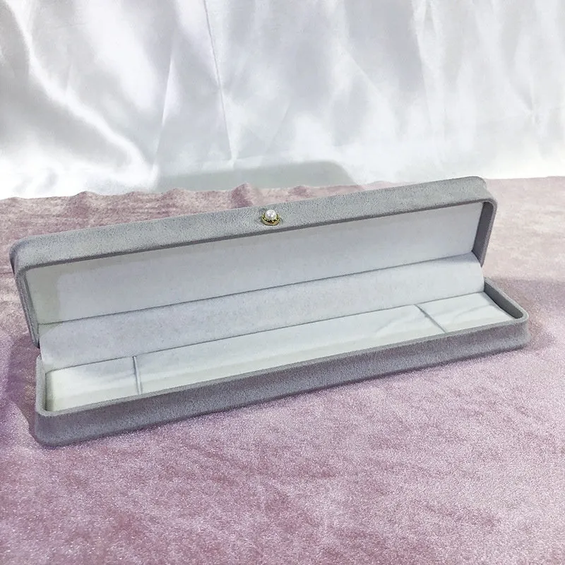 Fashion flannel waist-tight jewellery box with pearl buckle in light green for ring storage