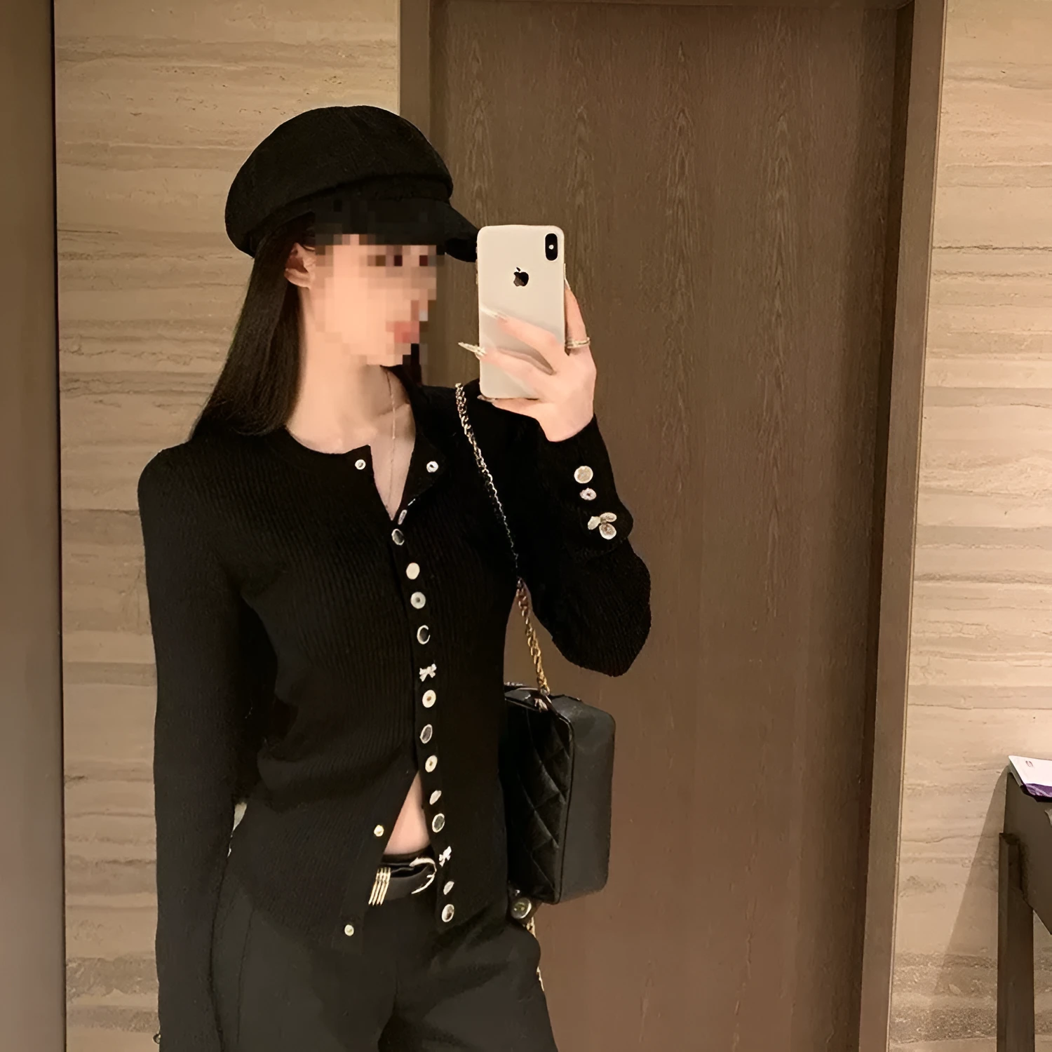Long sleeve slim-fit knitted cardigan in black with princess sleeves for women