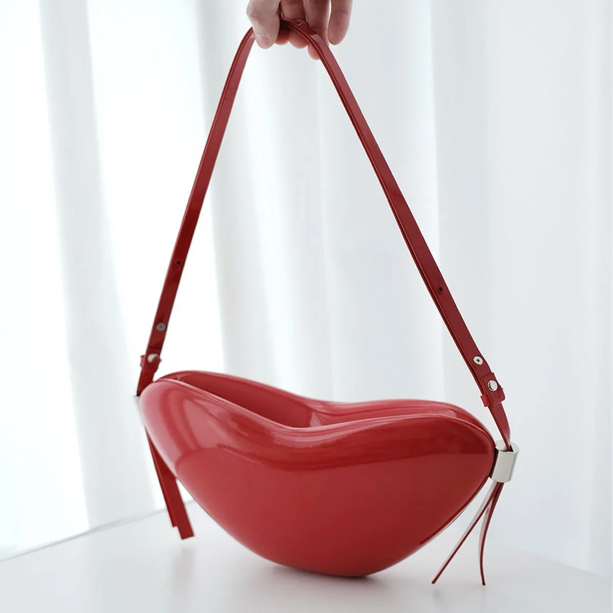 Red heart shape crossbody bag PU synthetic leather urban simplicity style single shoulder strap