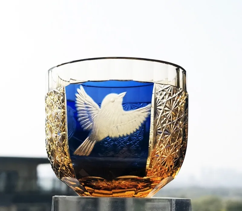 Japanese-style hand-carved crystal glass whiskey cup with wooden box in retro luxury design