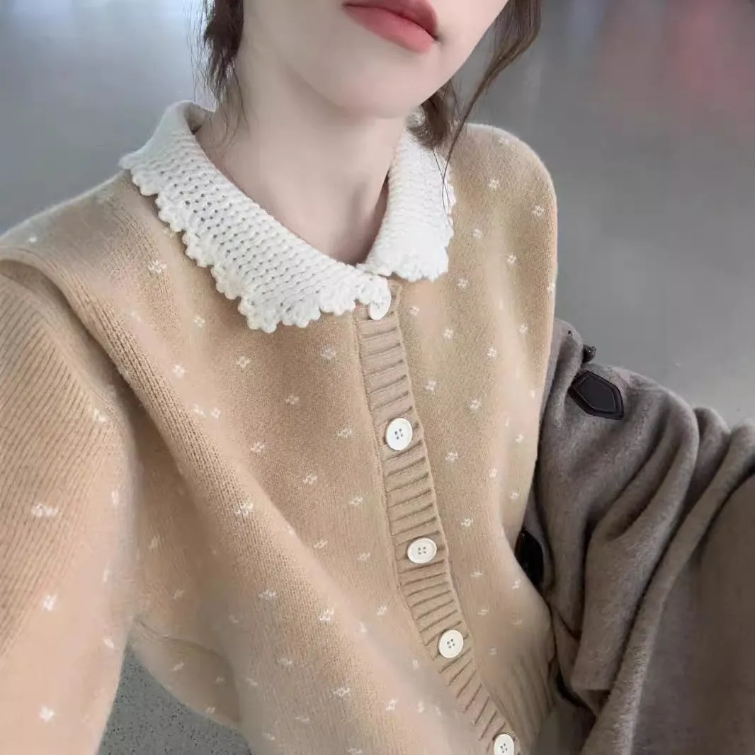 Retro Peter Pan collar knitted cardigan coat with floral embroidery in navy blue colour