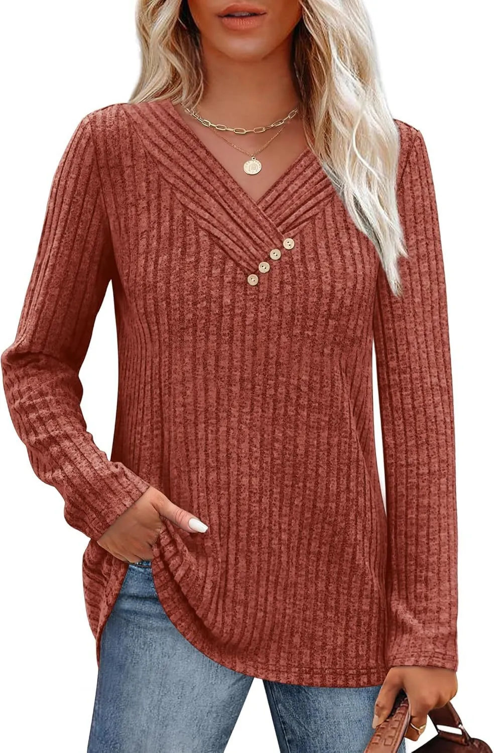 Women's loose fit V-neck pullover top in solid colour with 3D effect pattern, long sleeves, polyester fabric