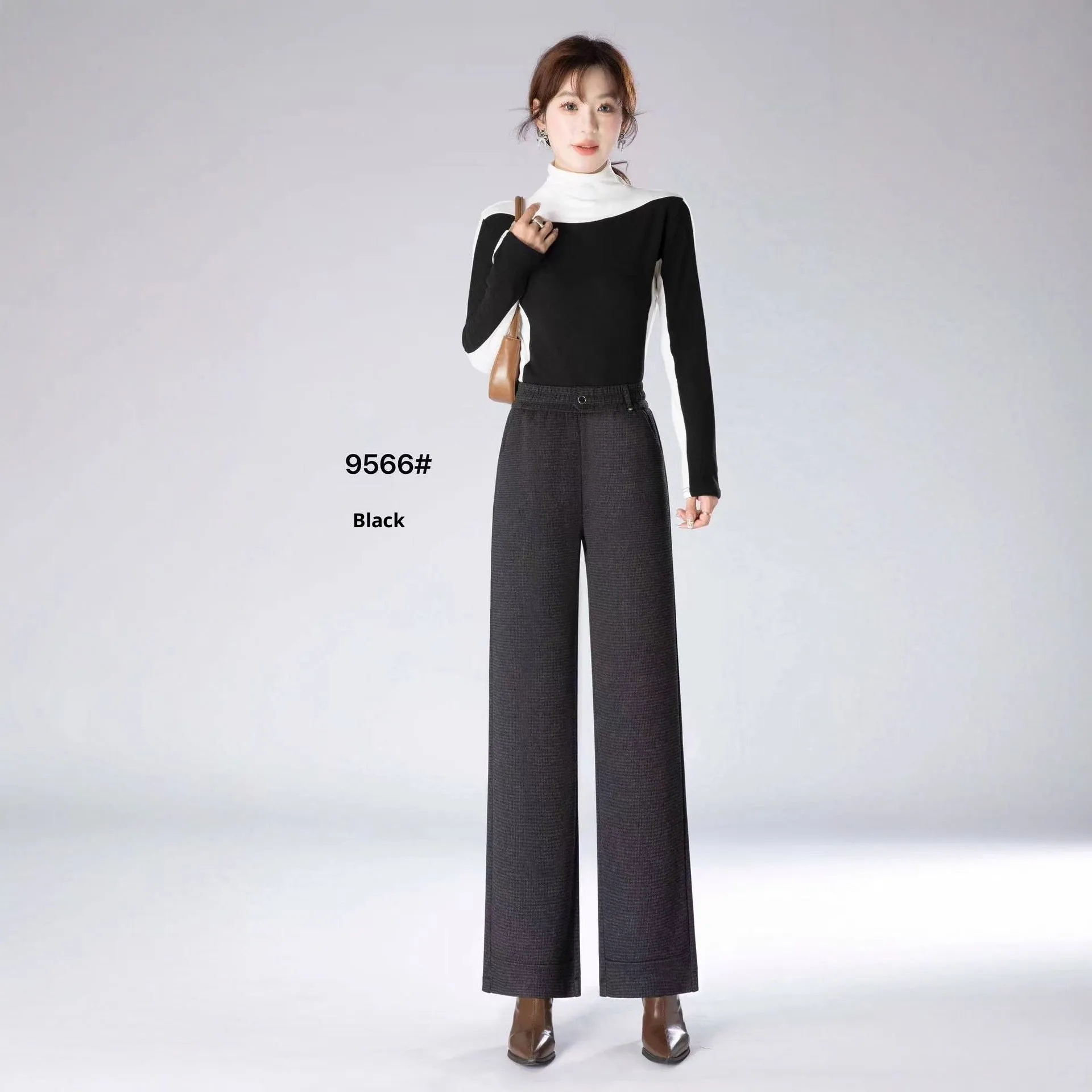 High waist loose straight pants in oatmeal colour with plaid pattern, wool and cashmere blend