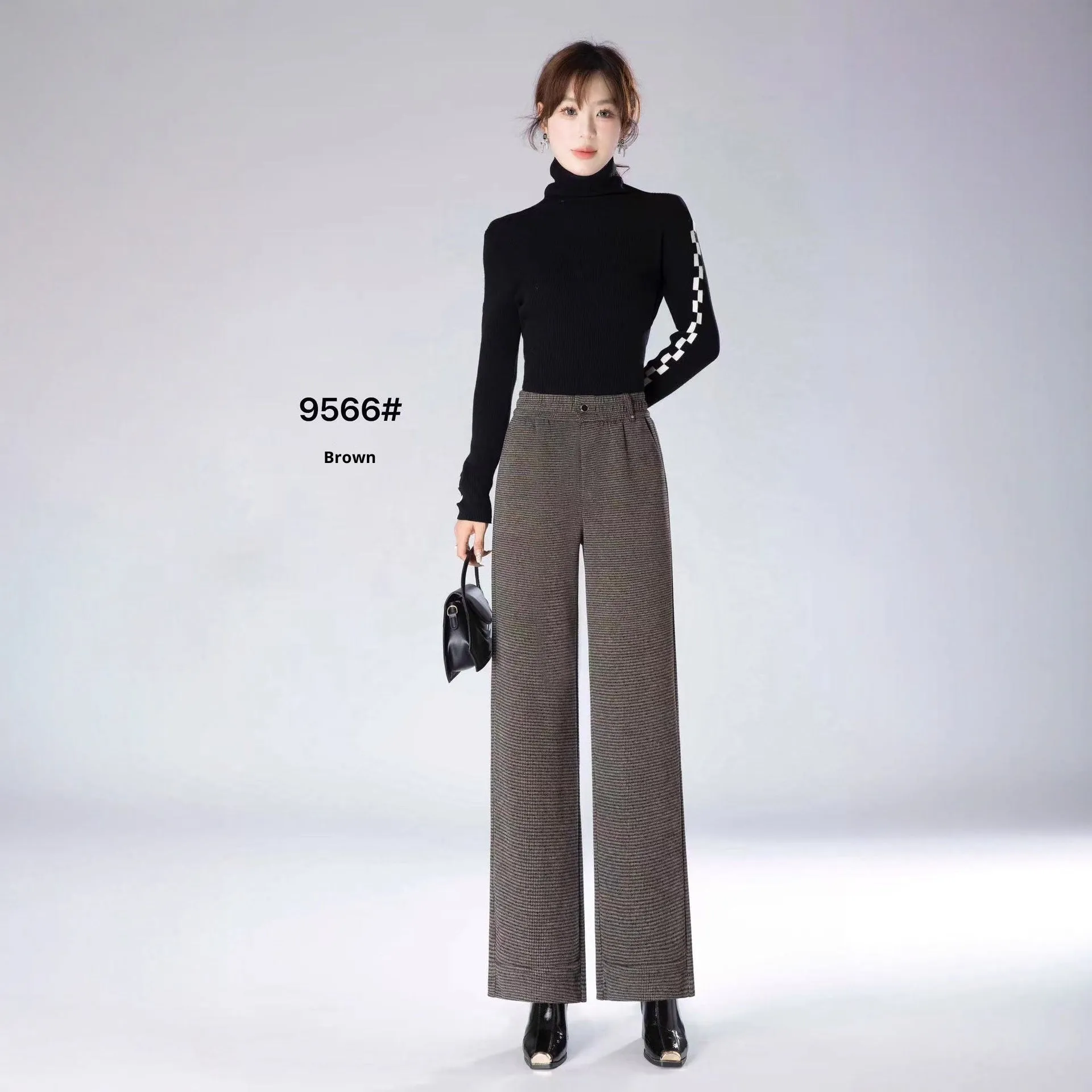 High waist loose straight pants in oatmeal colour with plaid pattern, wool and cashmere blend