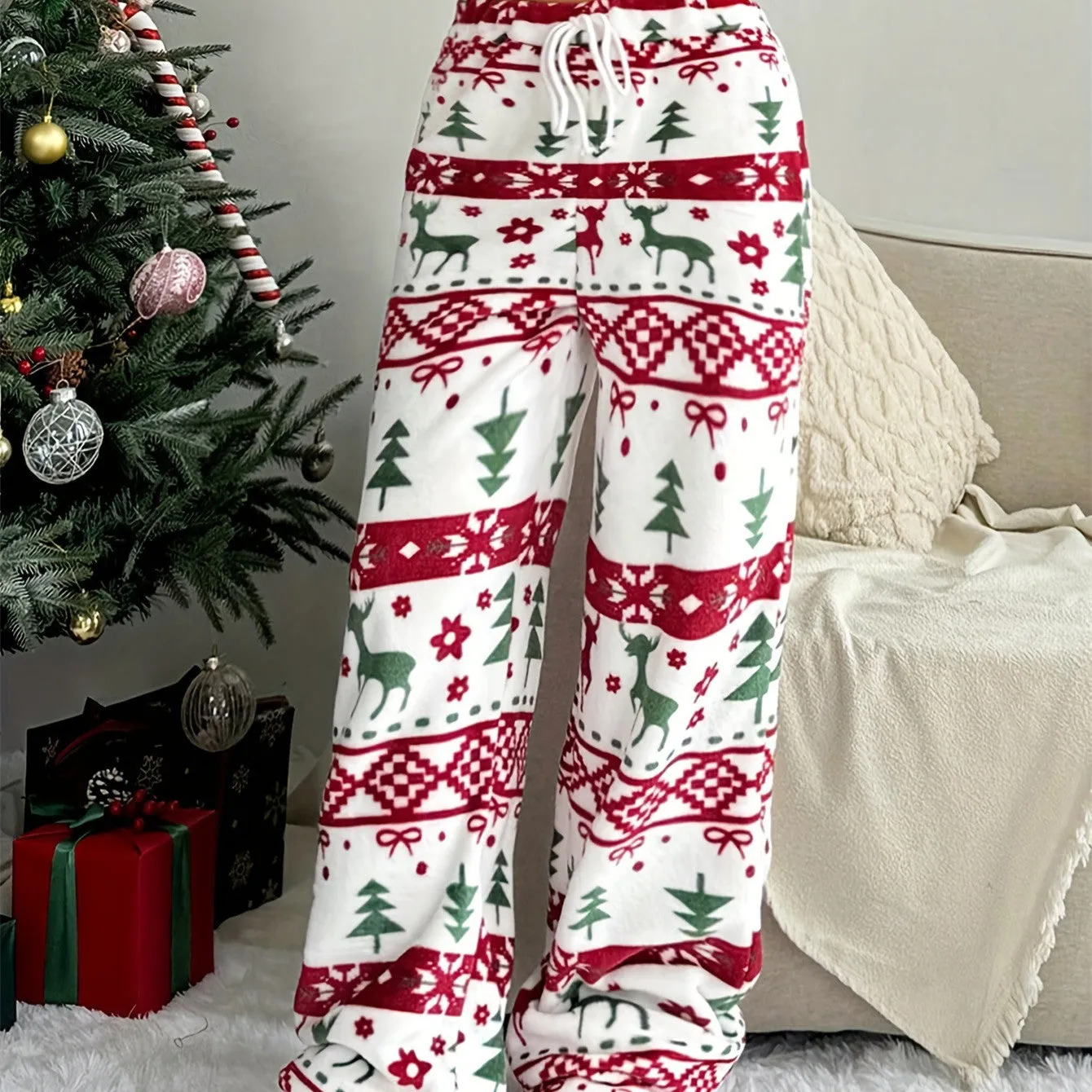 White floral print loose straight trousers for women, polyester fibre, Christmas plush style