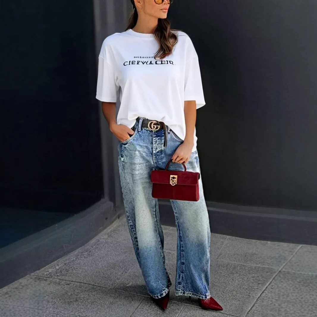 Blue wide leg stretch denim jeans for women with high waist and zipper fly