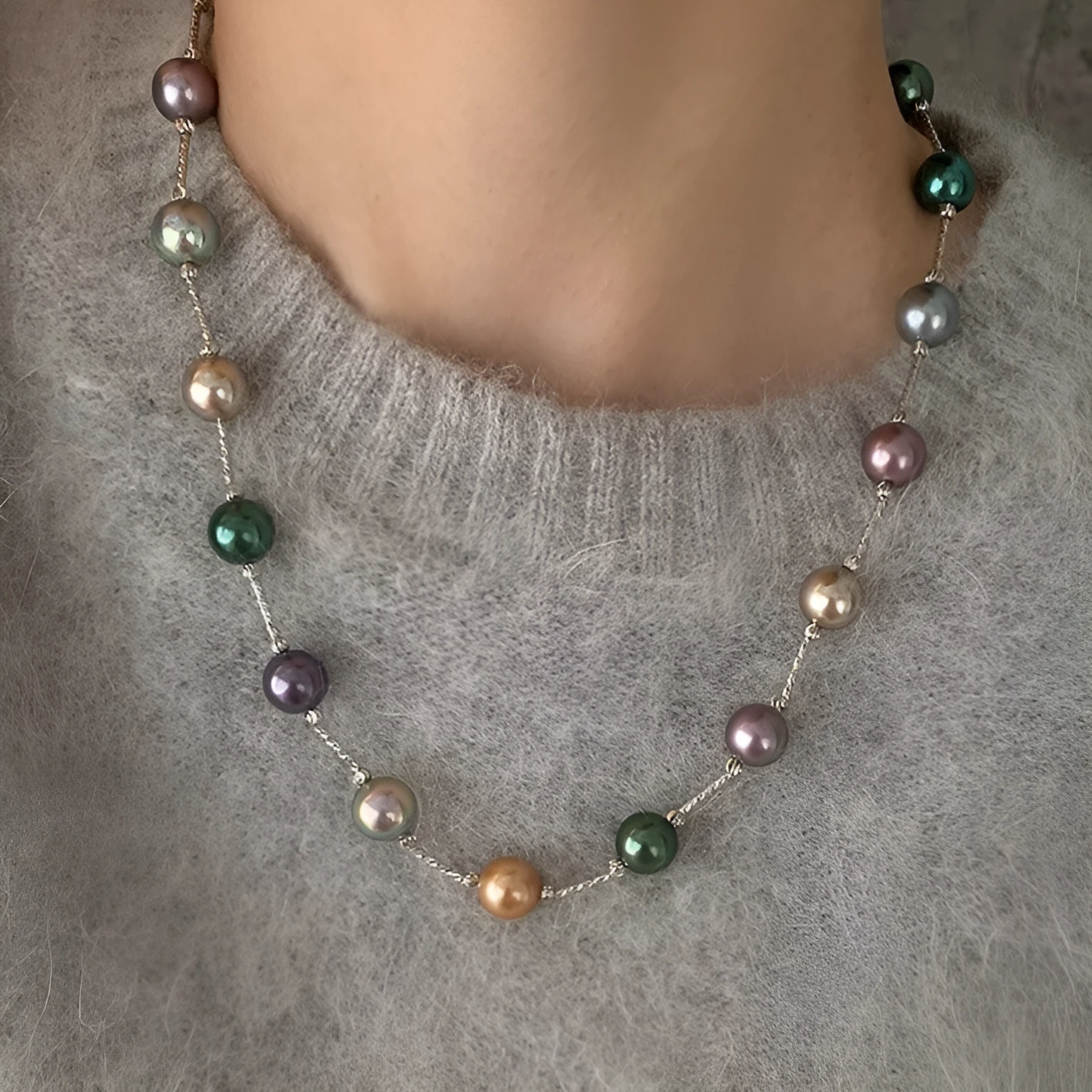 Mixed color Shijia pearl necklace with round ball magnetic buckle and real gold plated copper inlaid zircon pendant