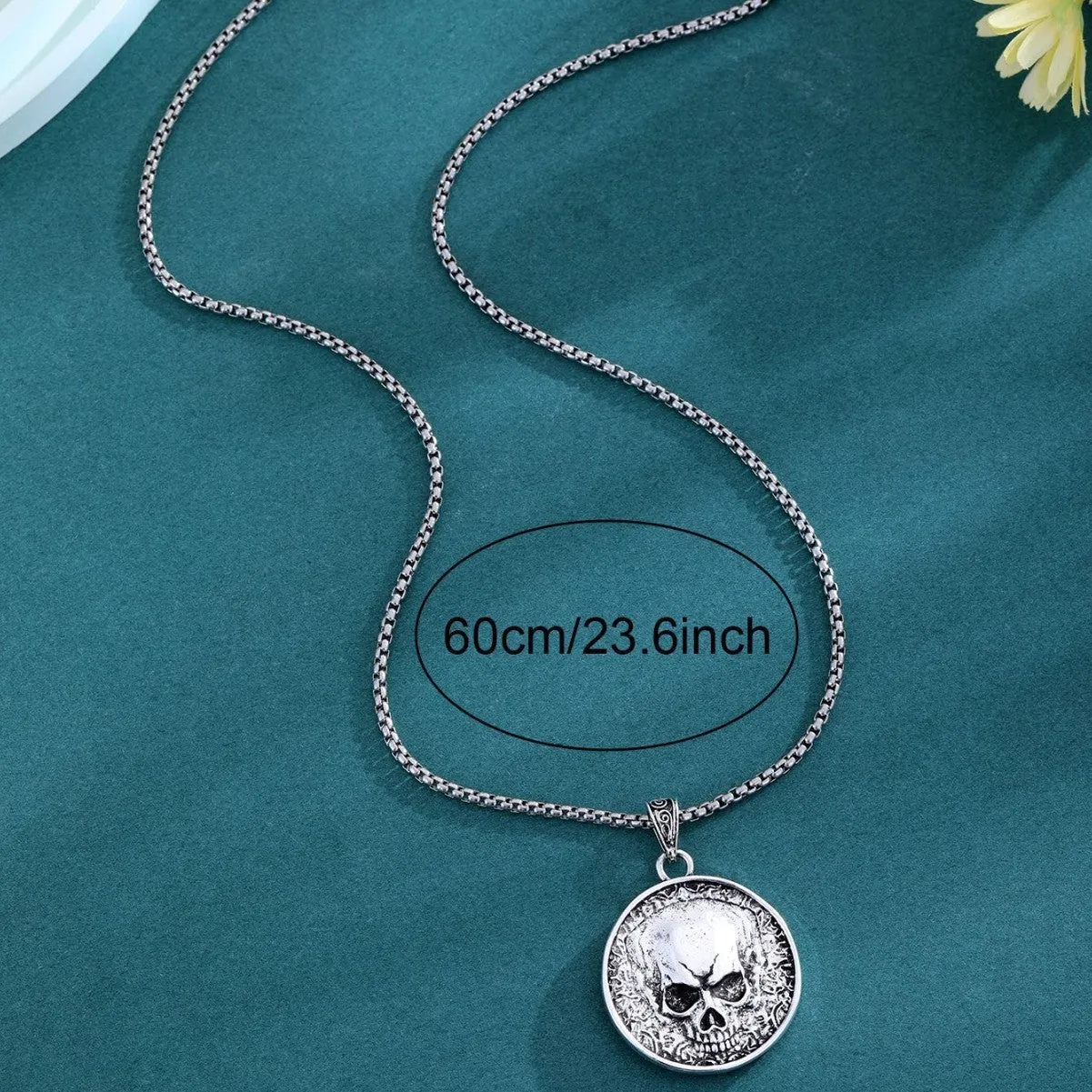 Men's alloy skull pendant necklace with non-fading finish on chain