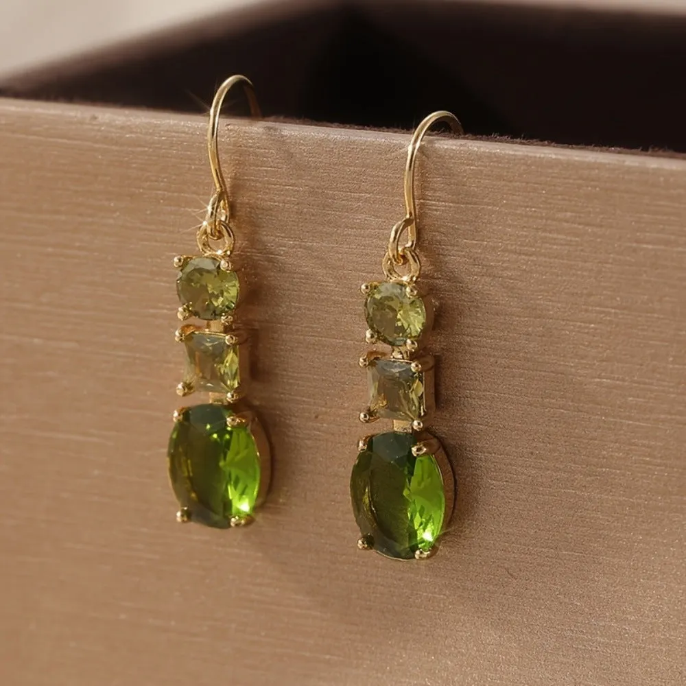 Green geometric copper earrings with quadrilateral design in retro Bohemian style