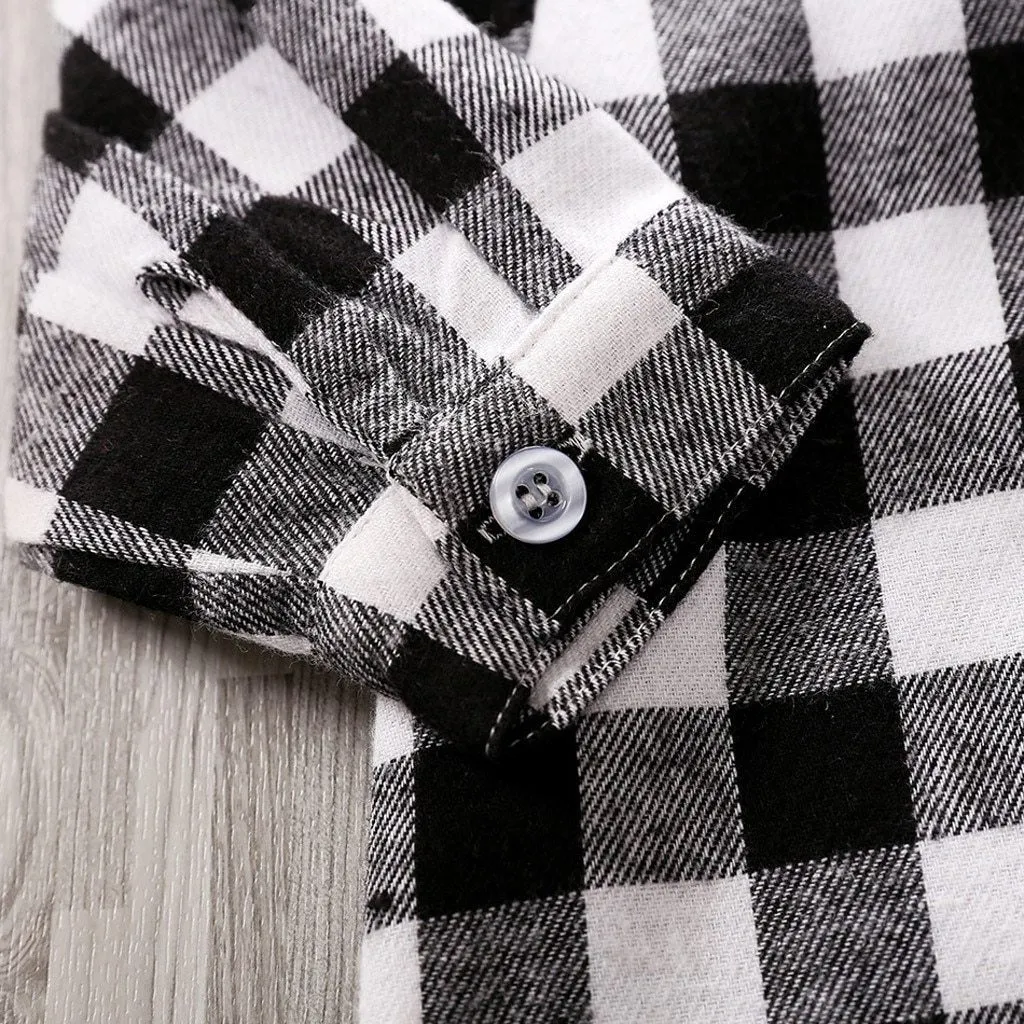 Baby striped plaid onesie jumpsuit for newborn in green colour with long sleeves