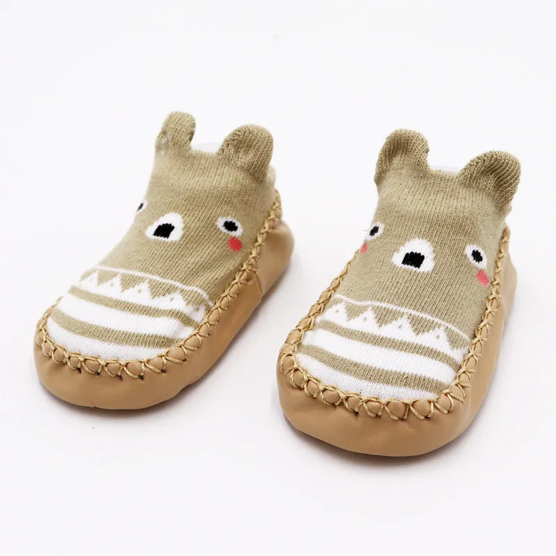 Children's cartoon jacquard non-slip combed cotton floor shoes in multiple colours for baby and toddler indoor use