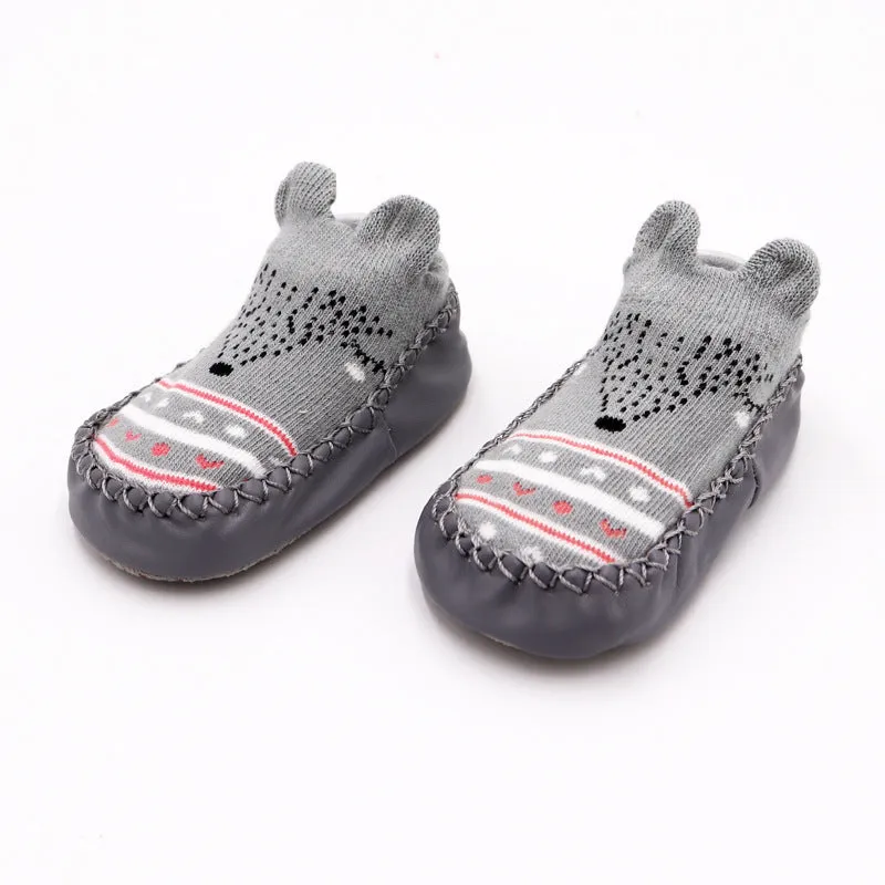 Children's cartoon jacquard non-slip combed cotton floor shoes in multiple colours for baby and toddler indoor use