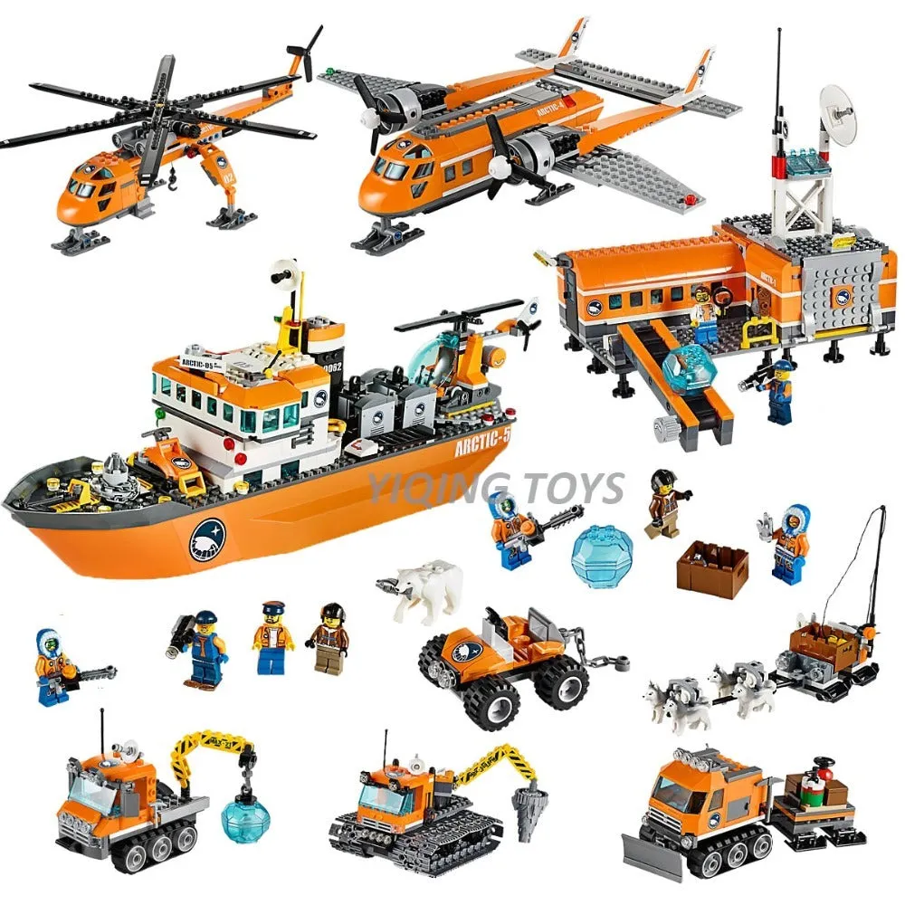 Arctic icebreaker fleet building blocks 760 pieces box 50x39.5x8.5cm multiple vehicles