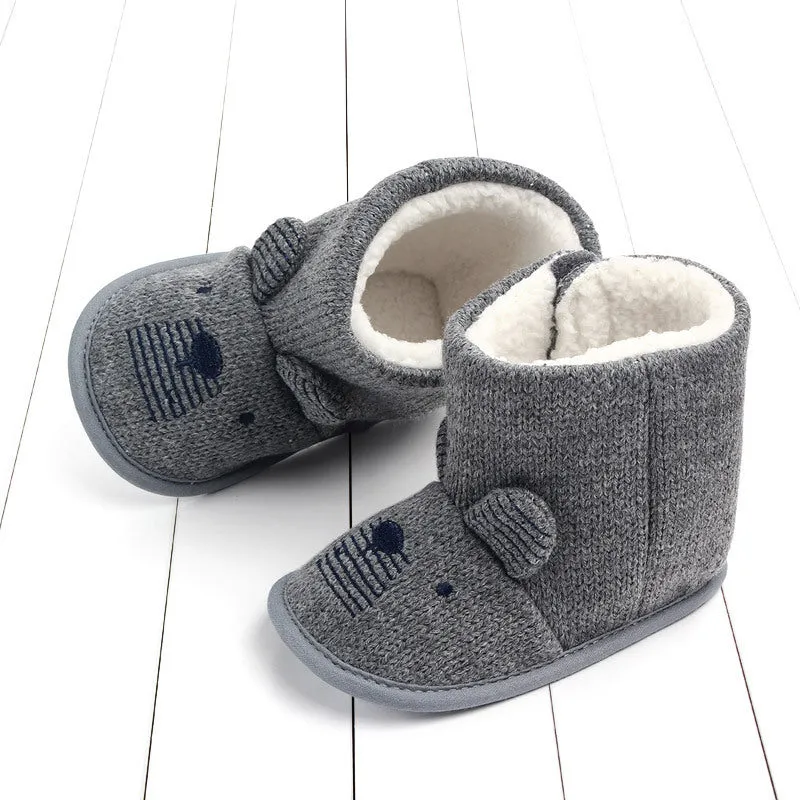 Baby winter high-top cotton shoes with Velcro fastening in white, embroidered detail
