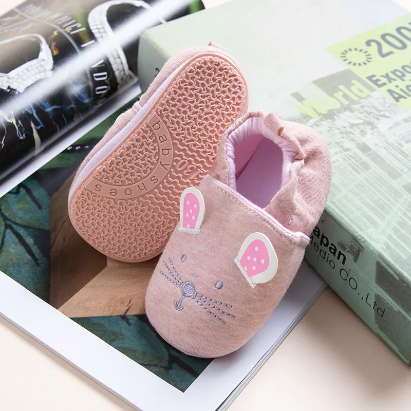 Baby soft bottom non-slip cotton cloth toddler shoes in cartoon design with rubber sole