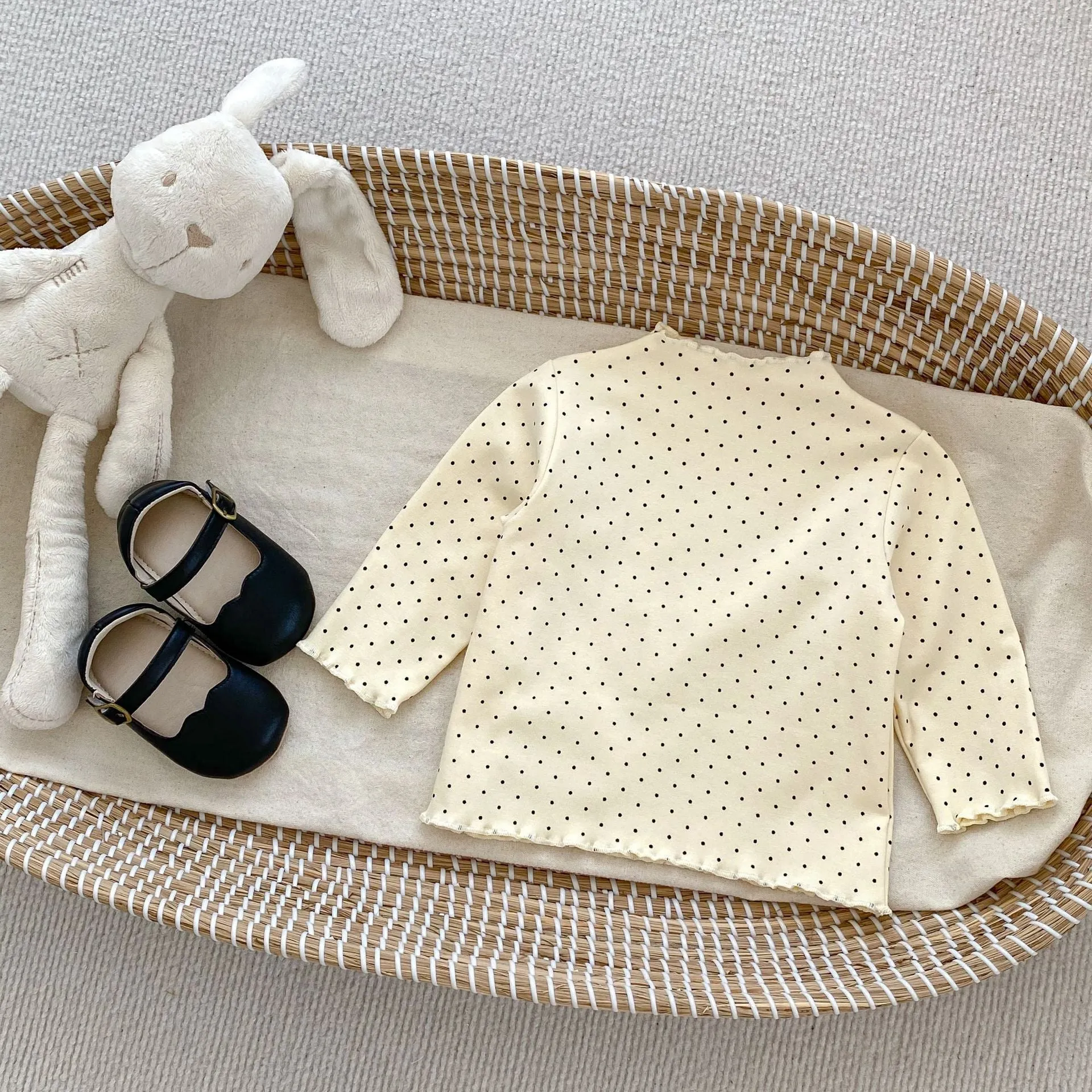 Girls' cotton half turtleneck long sleeve undershirt with stringy selvedge in striped pattern, suitable for 66-100cm height, on white background