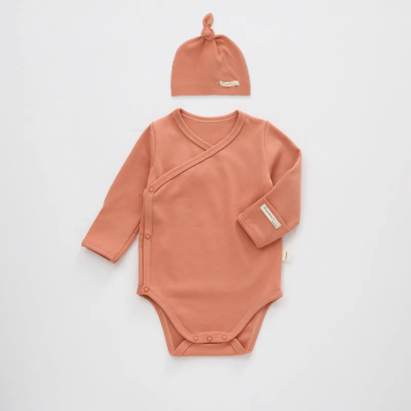 Pure cotton newborn triangle jumpsuit for boys and girls in apricot colour, suitable height 66-90cm