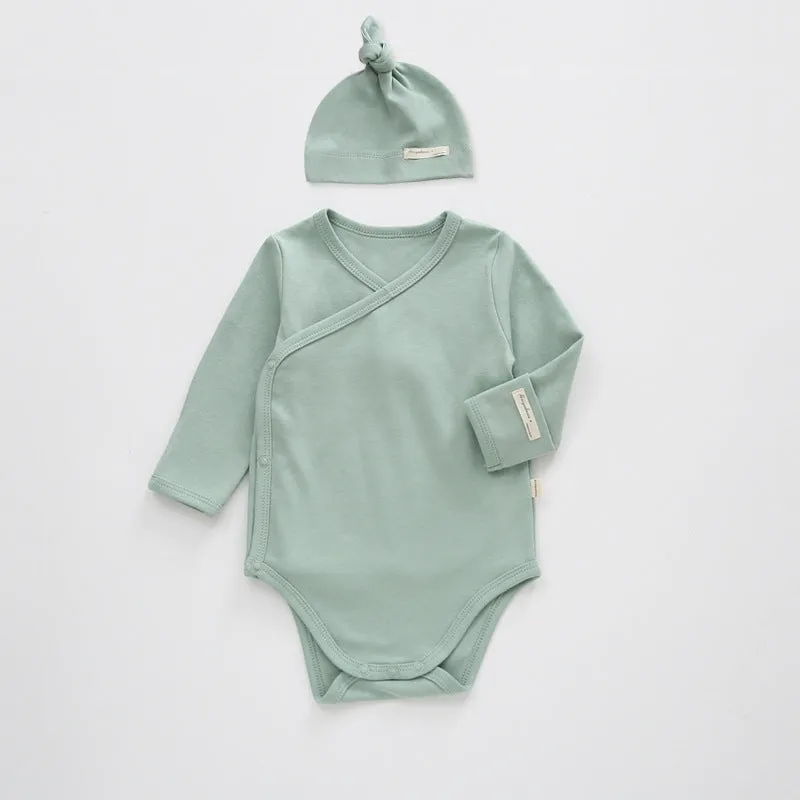 Pure cotton newborn triangle jumpsuit for boys and girls in apricot colour, suitable height 66-90cm