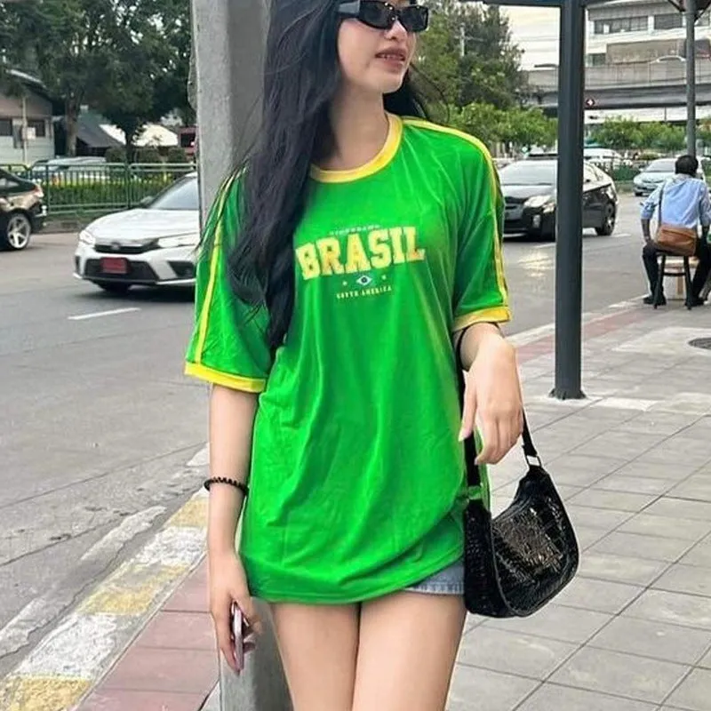 Women's slim fit t-shirt with 3D geometric pattern in multiple colour options